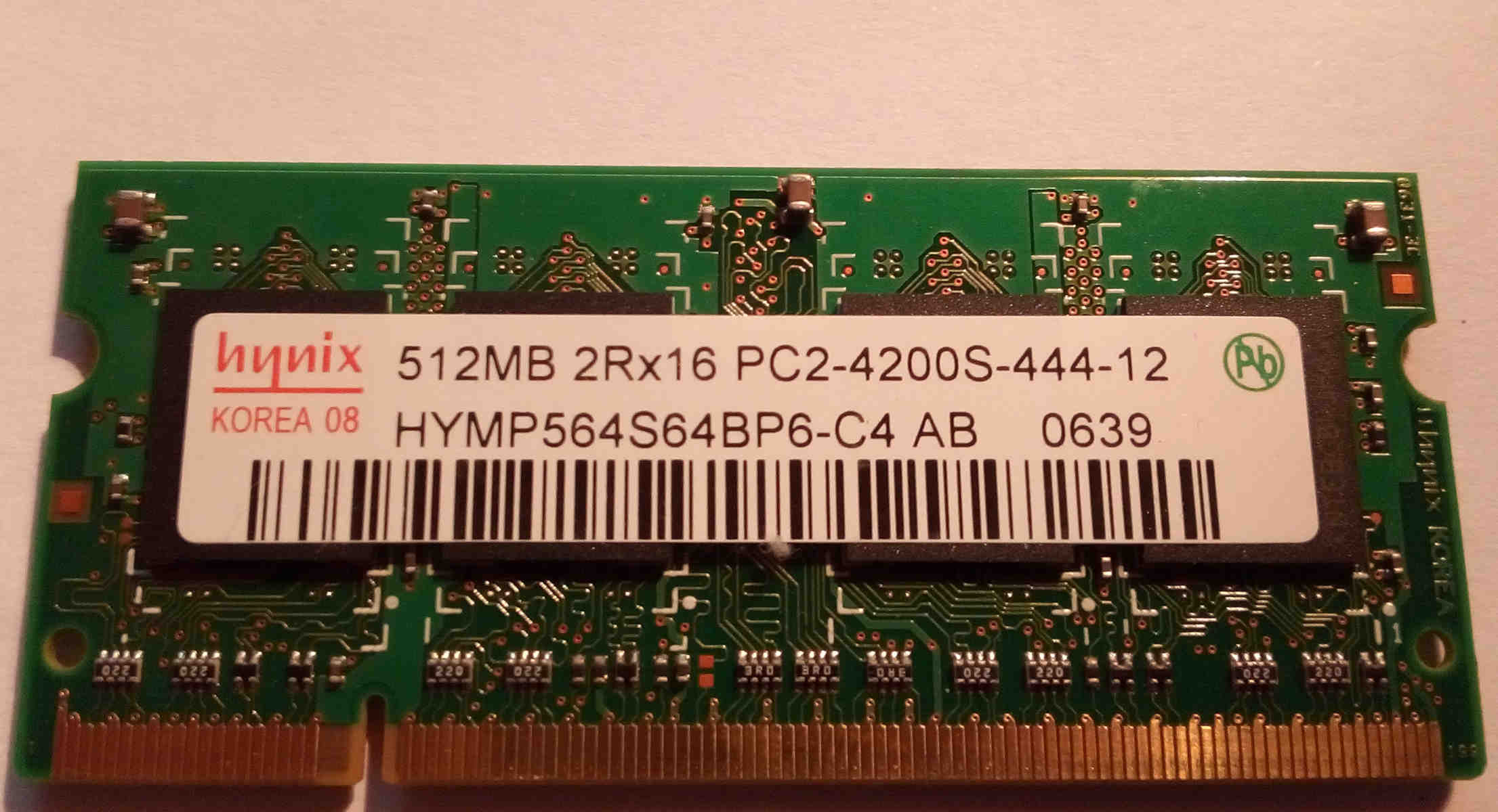 HYMP564S64BP6-C4 AB RAM Portable Hynix DDR2 512 Mb non ECC PC2-4200S, taux de transfert 533MHz, latence programmable de CL3 à CL5, 1.8V (+/-0.1), garantie 2 ans