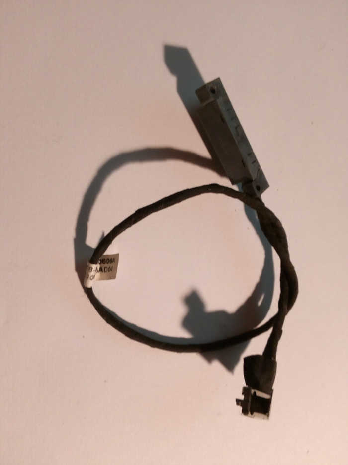 arantie 1 an, AX8 QTAX8-ESB0606A câble SATA original pour lecteur optique pour HP G62, HP G72.