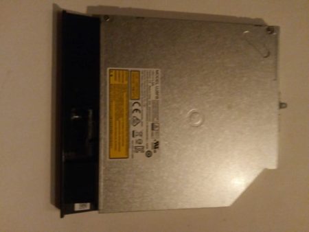 UJ8FB Panasonic lecteur graveur DVD SATA, vitesse lecture/écriture jusqu'à 24x, cache 2Mb, Demi hauteur, Garantie 2 ans,
