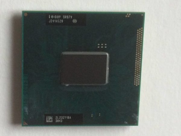 SR07VIntel Pentium B960, 2.2GHz, socket 988, mémoire DDR3 1066/1333, 2Mb Cache L3, bus 5GT/s, 2 écrans. Garantie 2 ans.