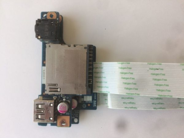 NBX0001AM100A, NS-A332 USB, module Audio, lecteur de carte sur nappe LENOVO G70-70 comparaison avec le module MBX0001AH00